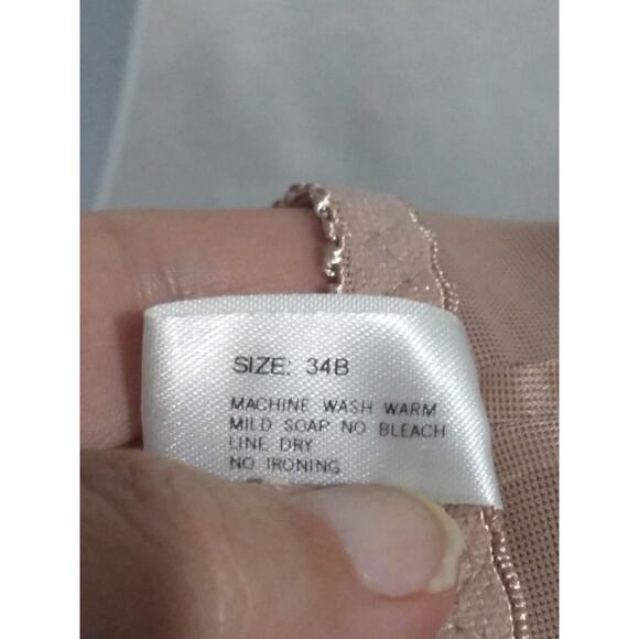 NWT Lynda's World Size 34B Rose Lace Underwire Front Close Bra - Picture 7 of 7